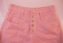 Load image into Gallery viewer, vintage womens shorts
